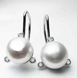 Stuchlík perlové náušnice s diamanty 023849 