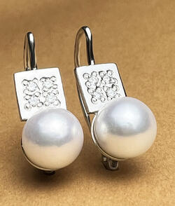 Stuchlík perlové náušnice s diamanty 023203 