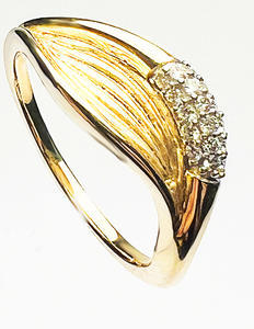 Stuchlík zlatý prsten s diamanty 3175 