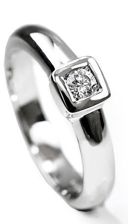 Zlatý prsten s diamantem PD409 
