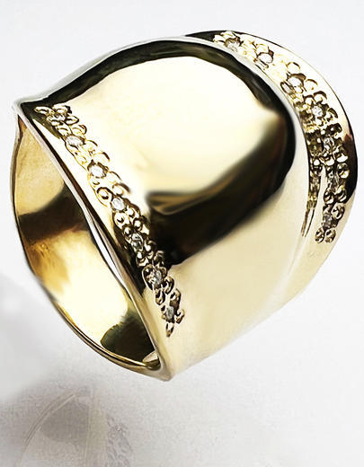 Zlatý prsten Conqueror 015250  - 1