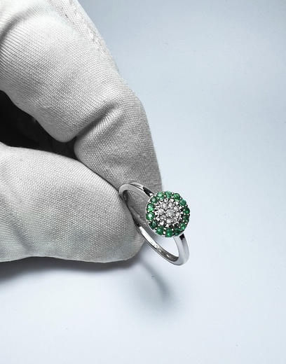 Stuchlík zlatý prsten se smaragdem a diamanty 30290  - 2