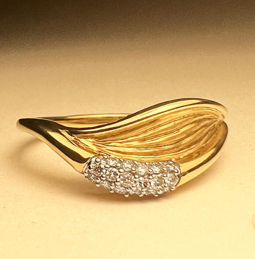 Stuchlík zlatý prsten s diamanty 3175  - 2
