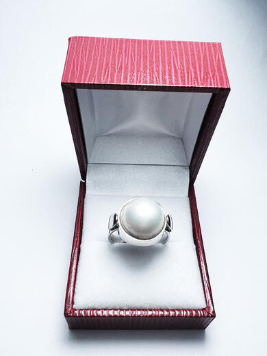 Stuchlík zlatý perlový prsten 014935  - 3