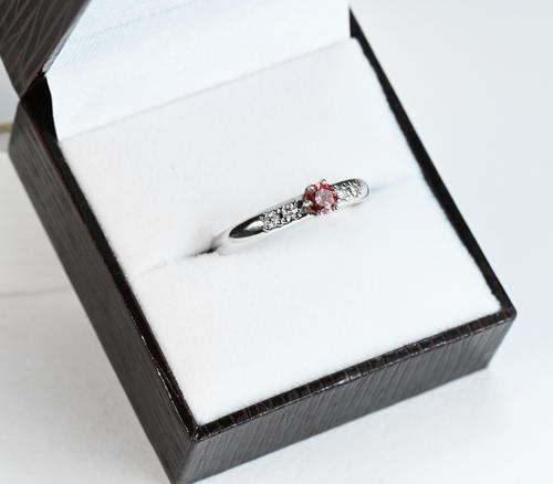 Stuchlík zlatý prsten s růžovým diamantem 015361  - 3