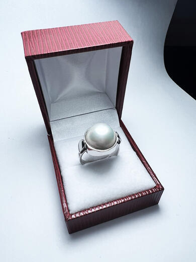 Stuchlík zlatý perlový prsten 014935  - 4
