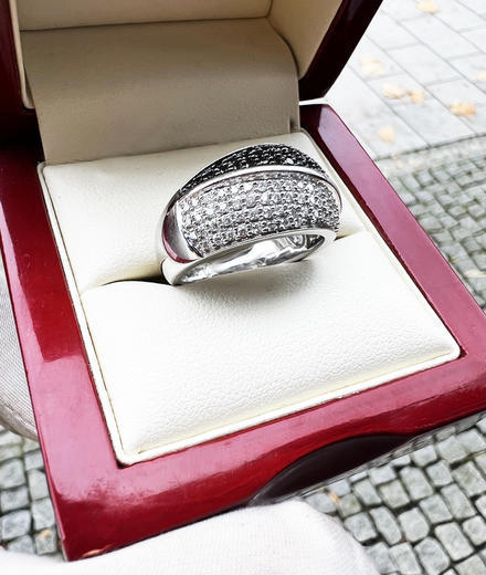 Zlatý prsten s diamanty Black and White 039523  - 4