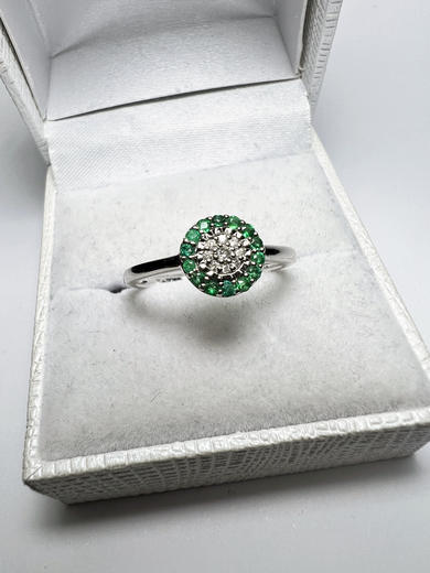 Stuchlík zlatý prsten se smaragdem a diamanty 30290  - 7
