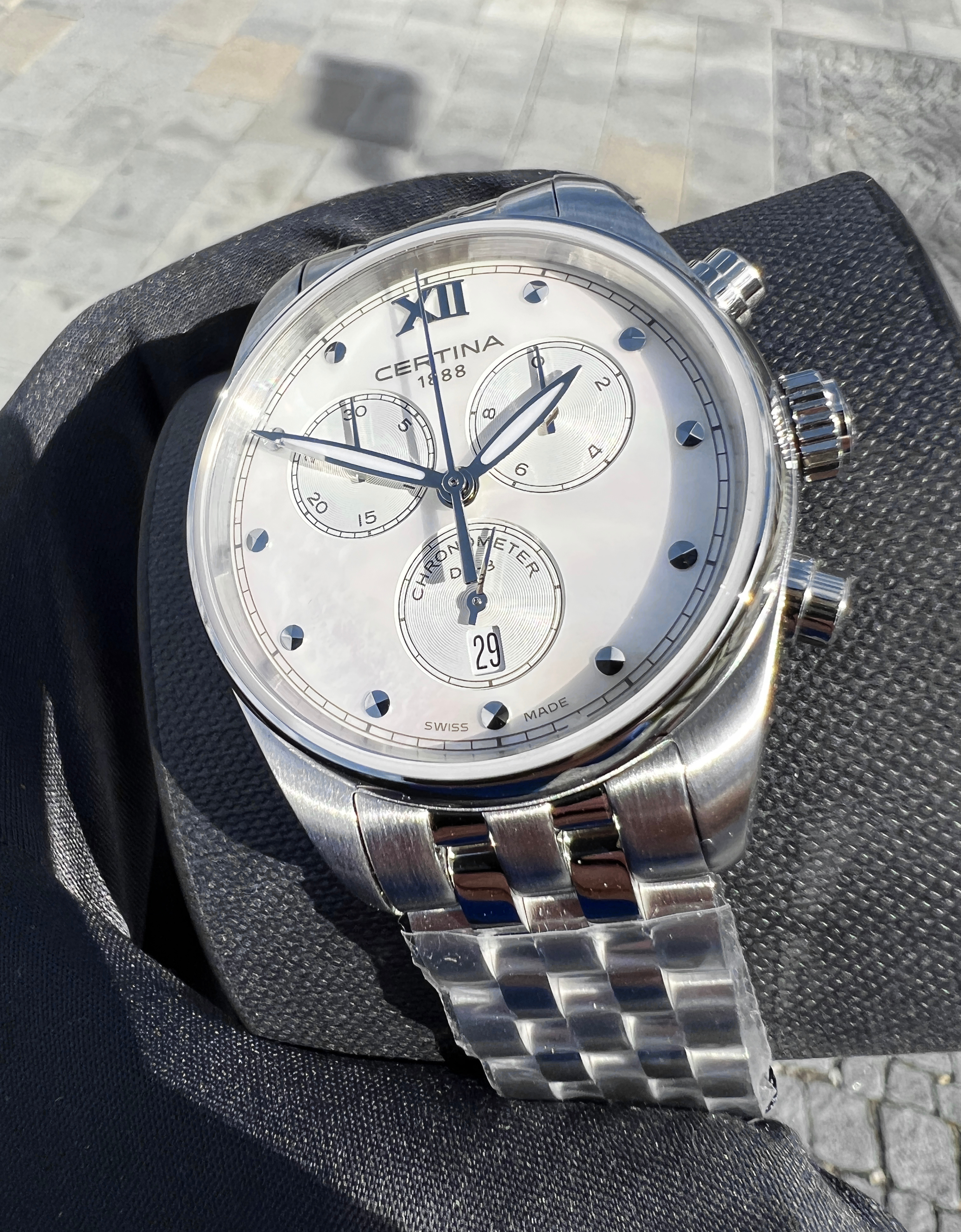 certina_c0332341111800