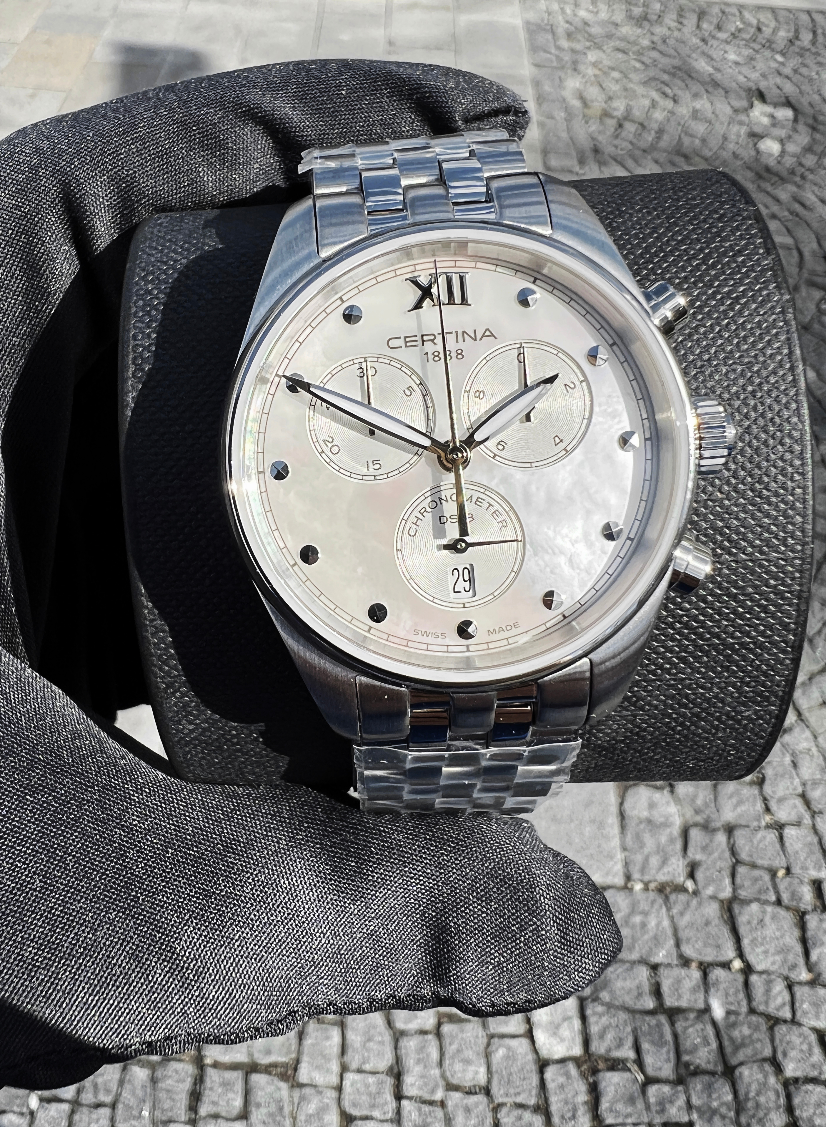 damske_hodinky_certina_c0332341111800