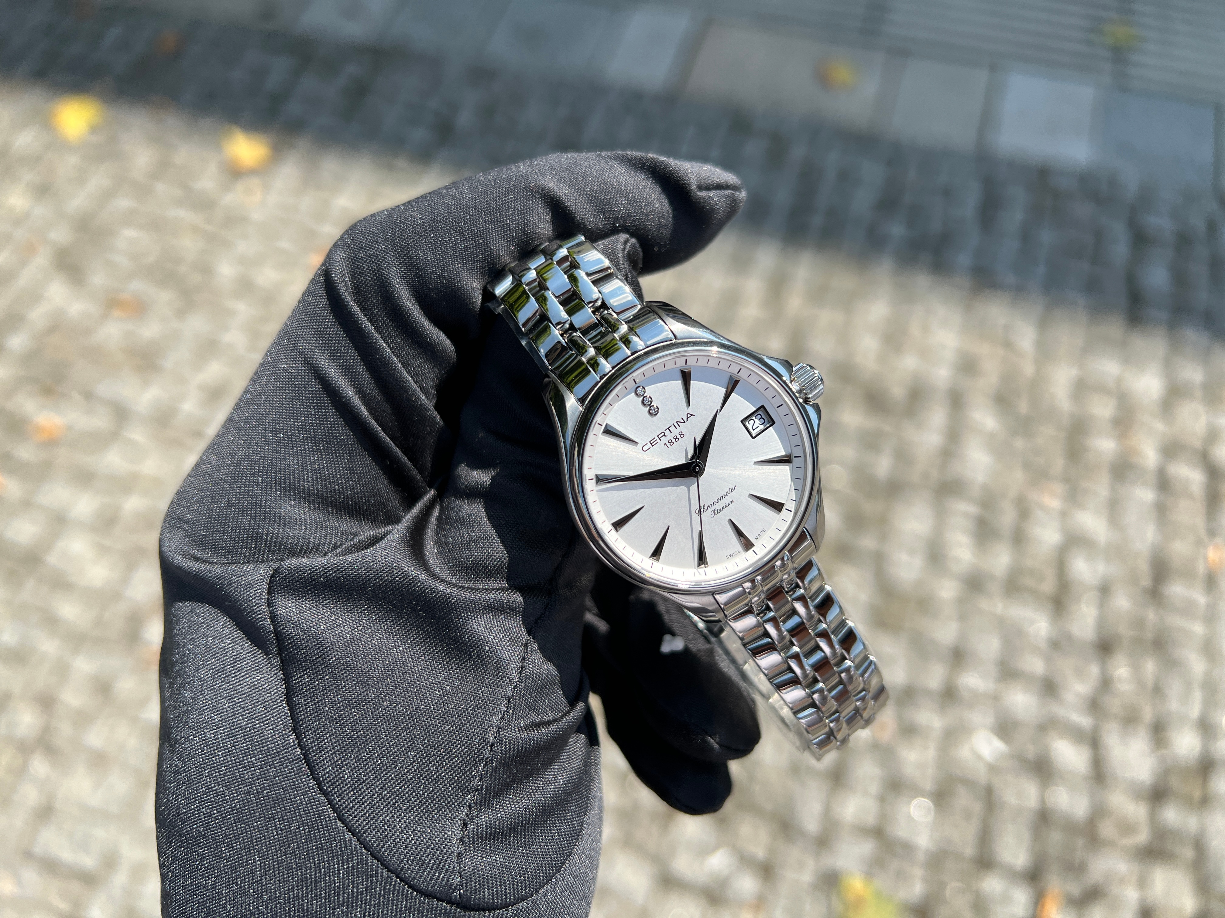 damske_hodinky_certina_ds_action_lady_c0320511103600_gold_eligius