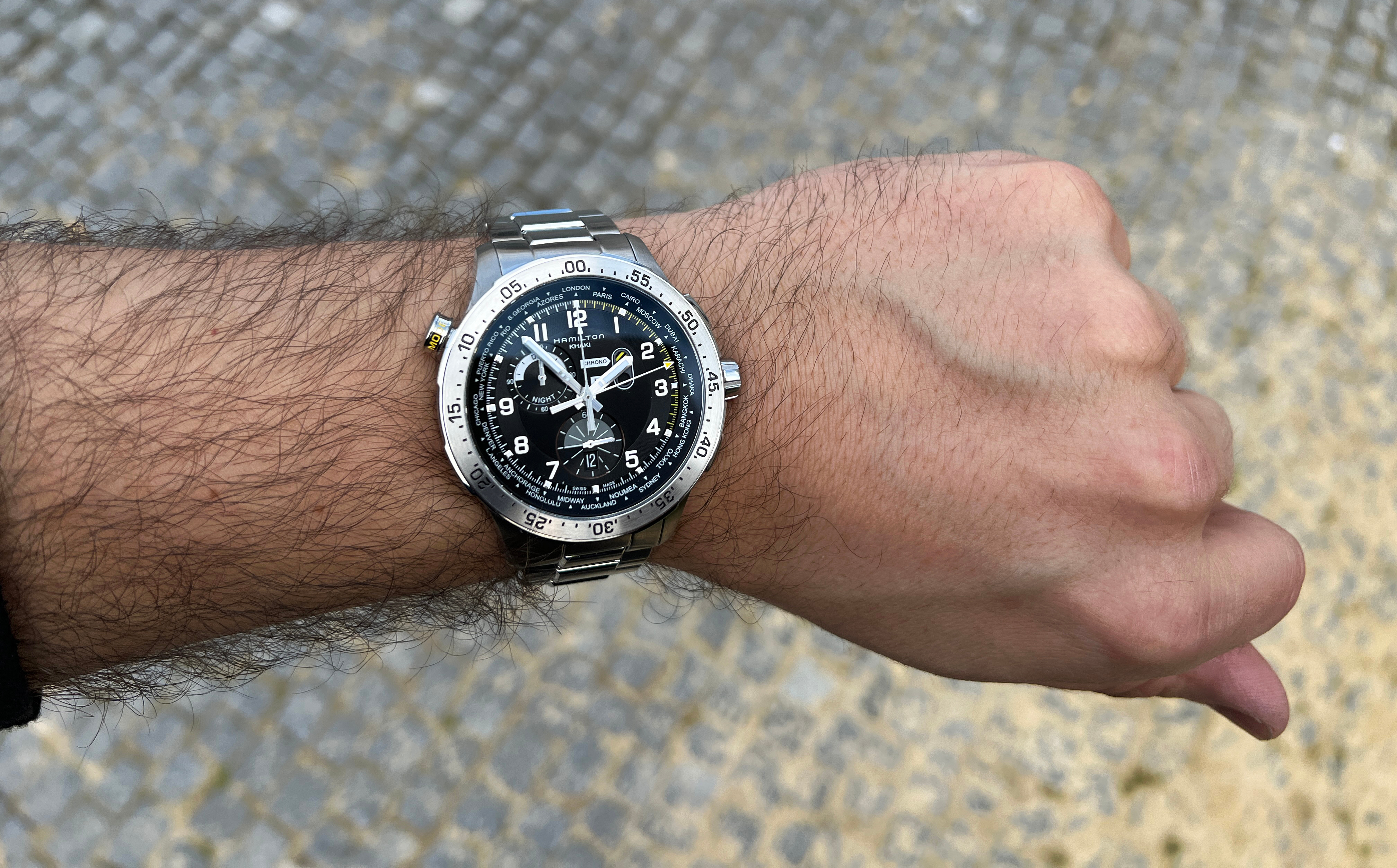 hamilton_worldtimer_h76714135_gold_eligius