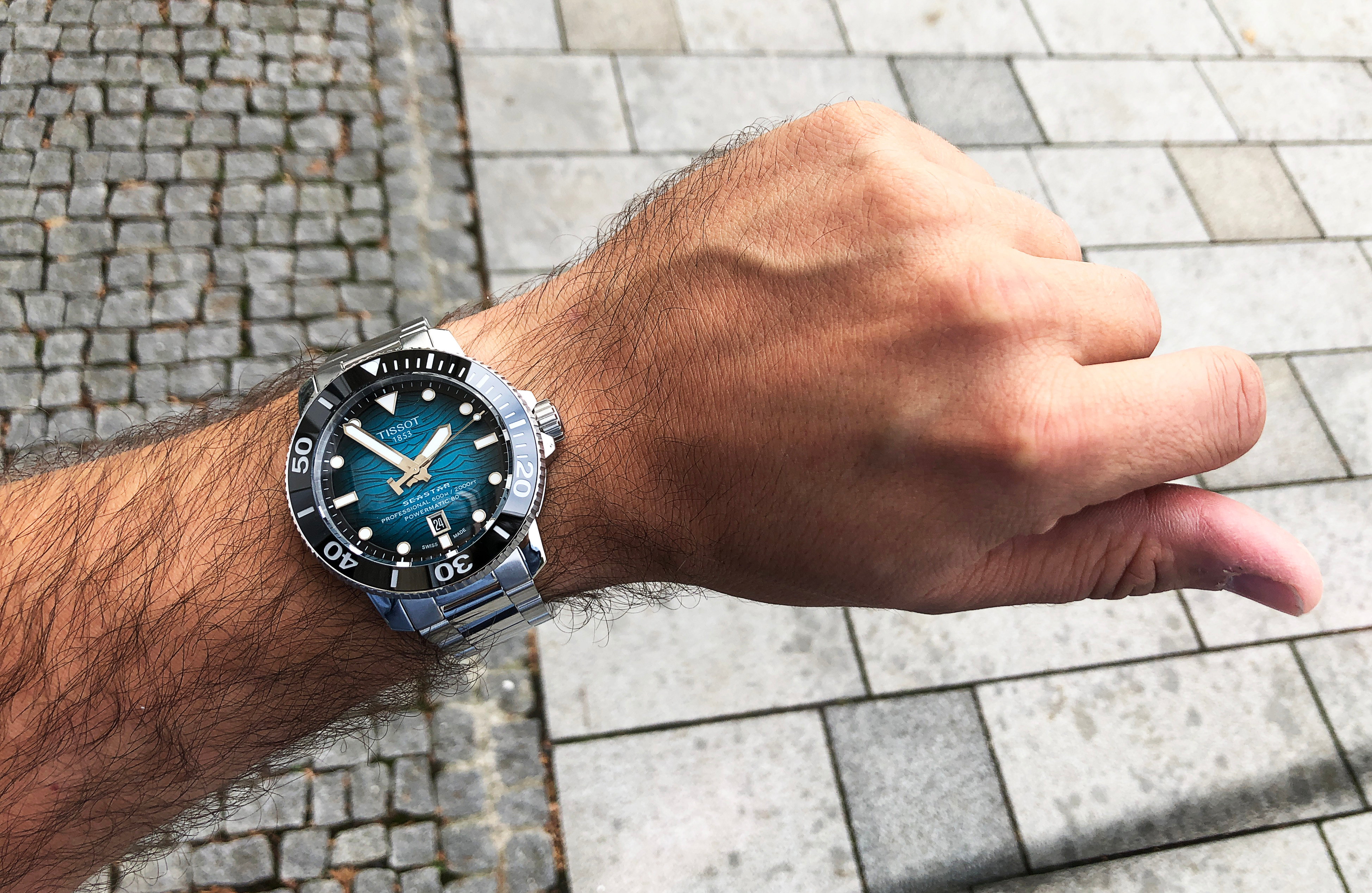 hodinky_tissot_seastar_2000_t1206071104100