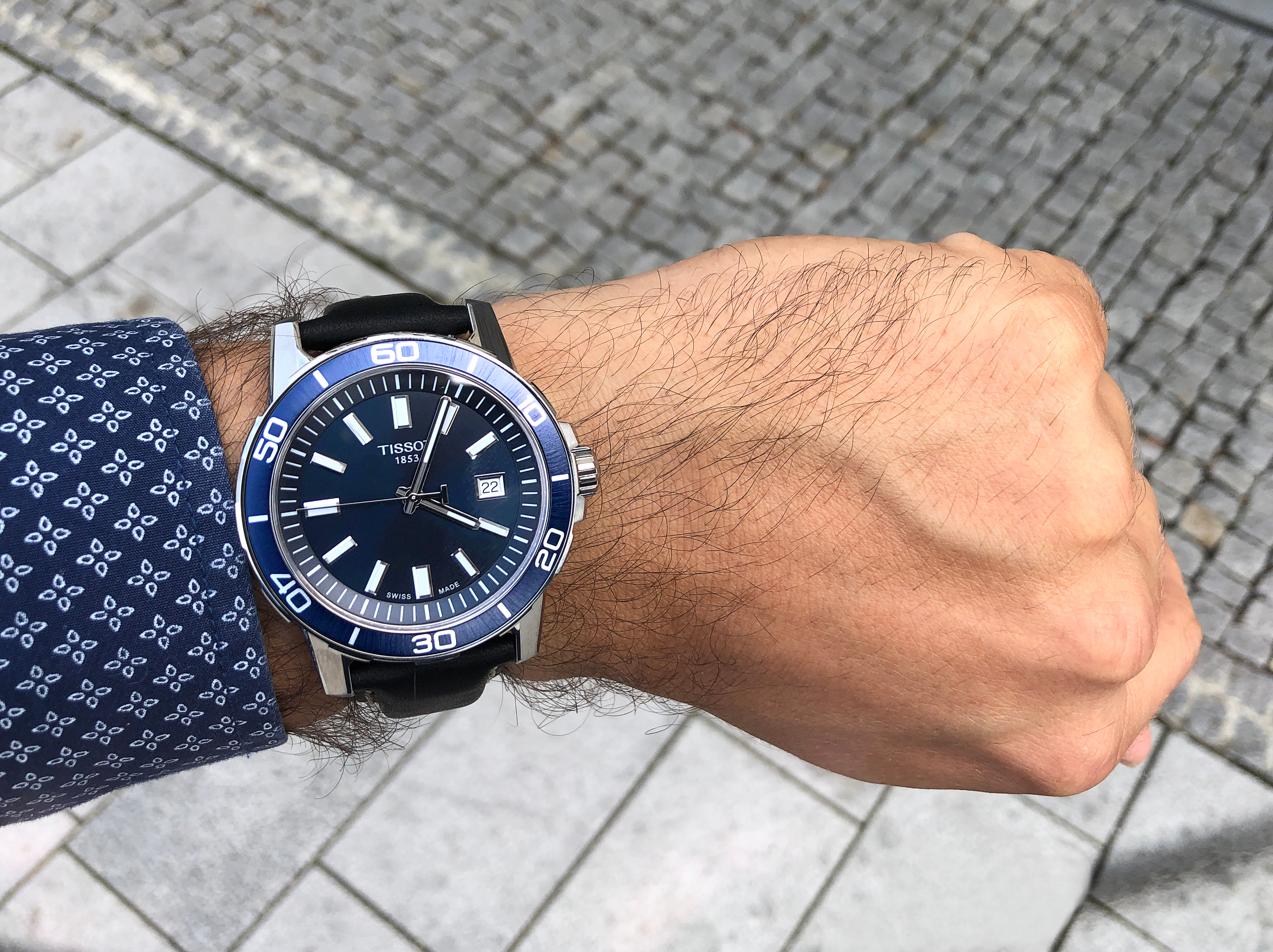 hodinky_tissot_supersport_t1256101604100