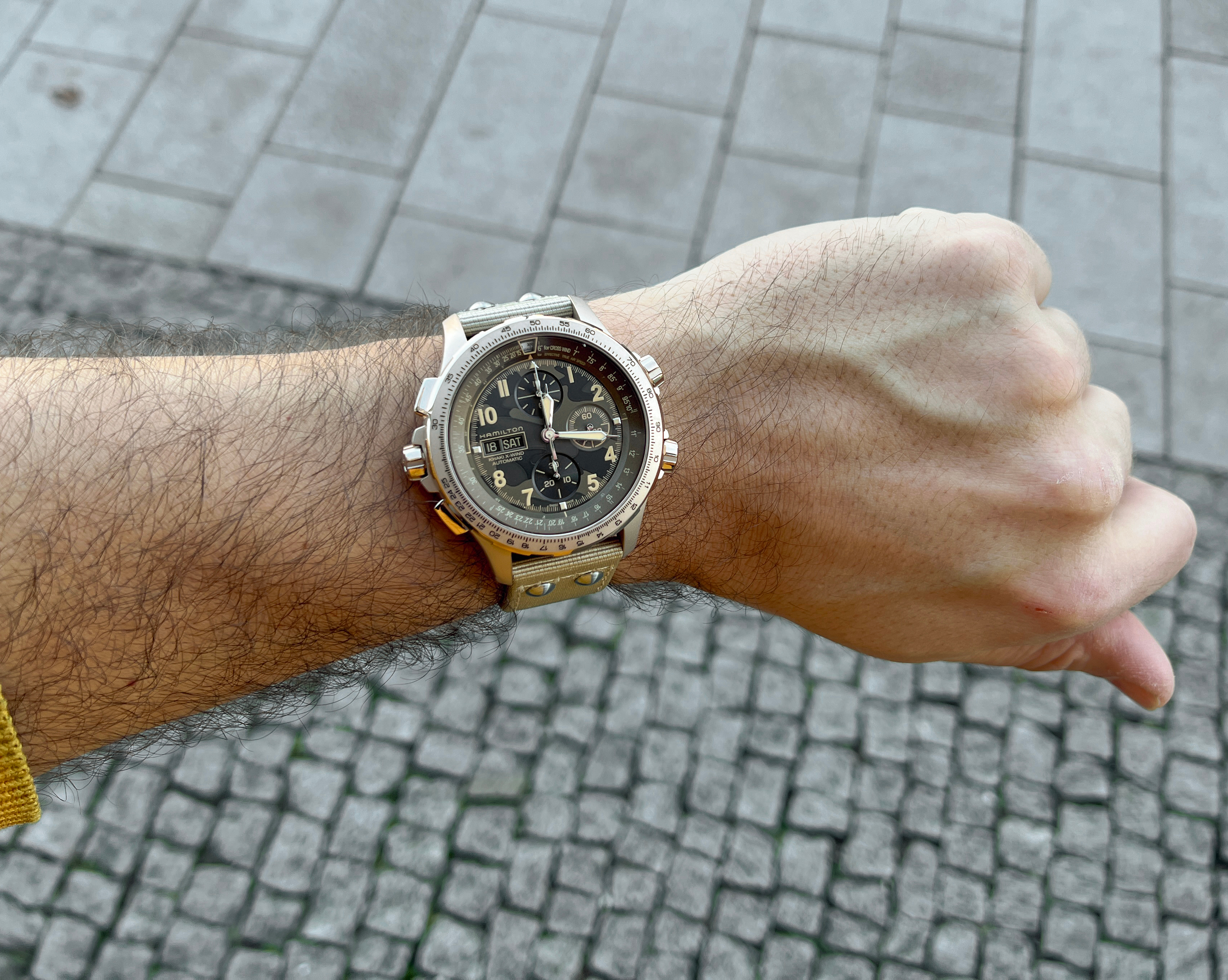 letecke_hodinky_hamilton_khaki_aviation_khaki_x-wind_auto_chrono_h77916920