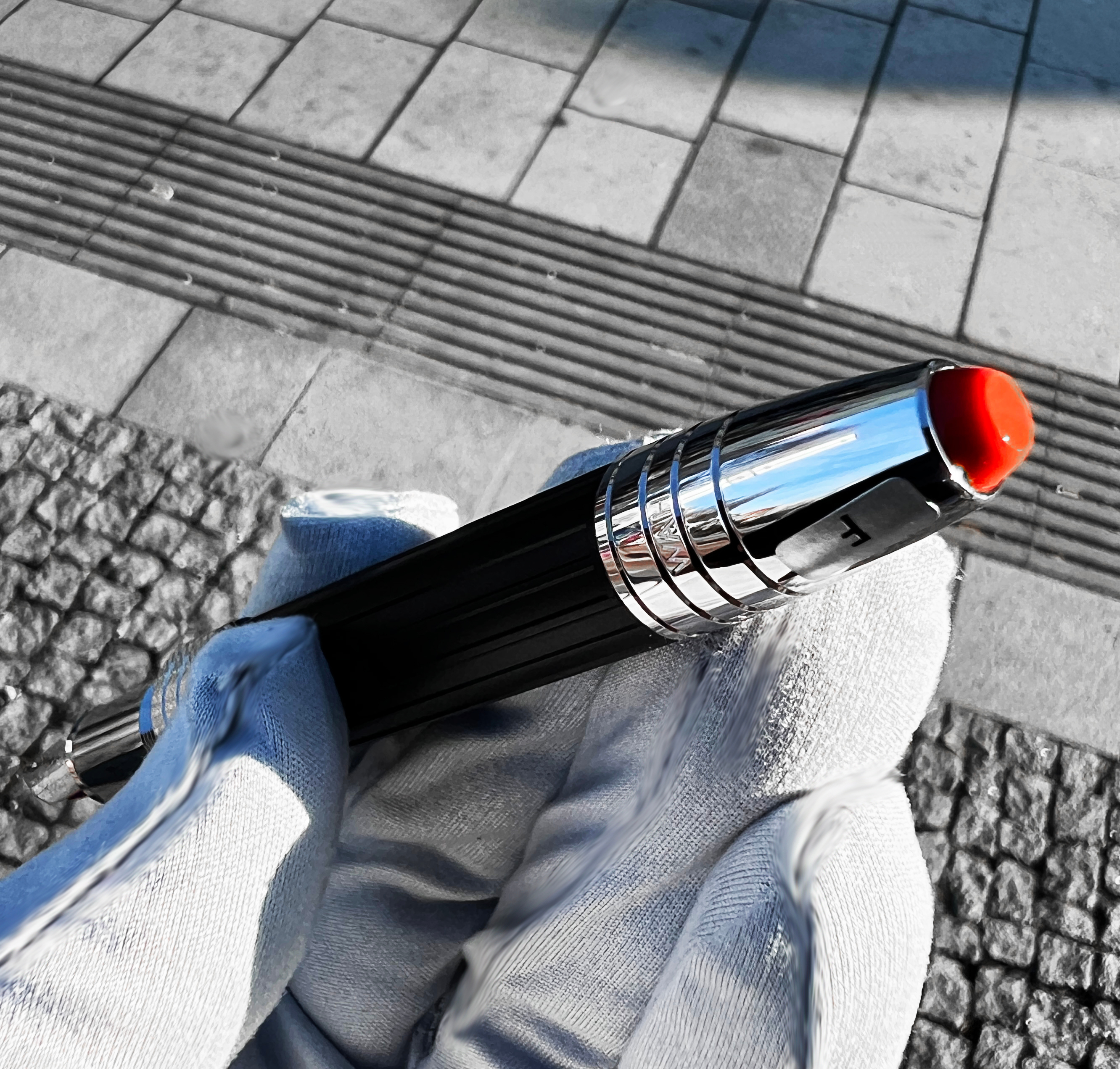 montblanc_great_characters_jimi_hendrix_special_edition_fountain_pen_128843