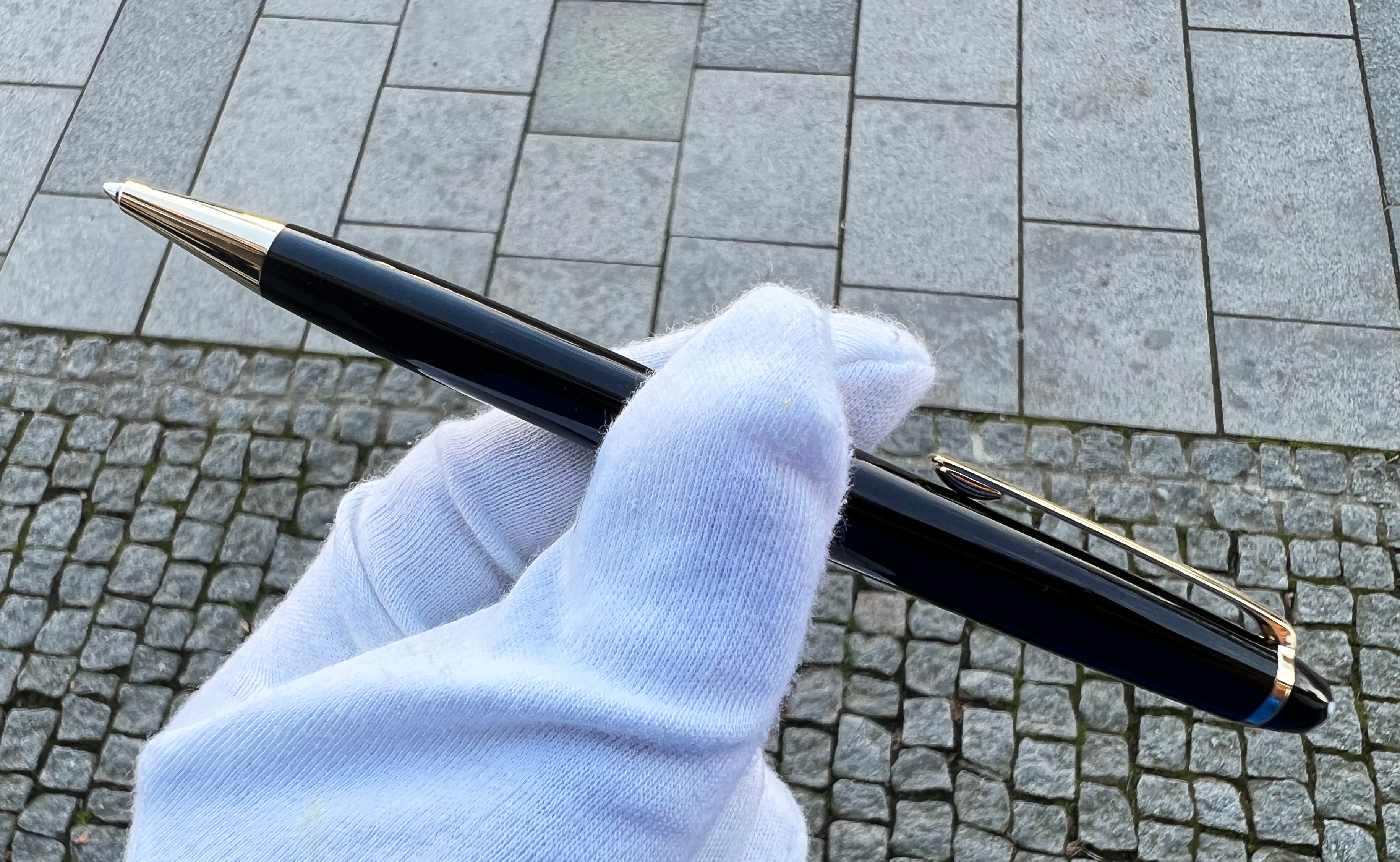 montblanc_kulickove_pero_meisterstuck_classique_10883-1