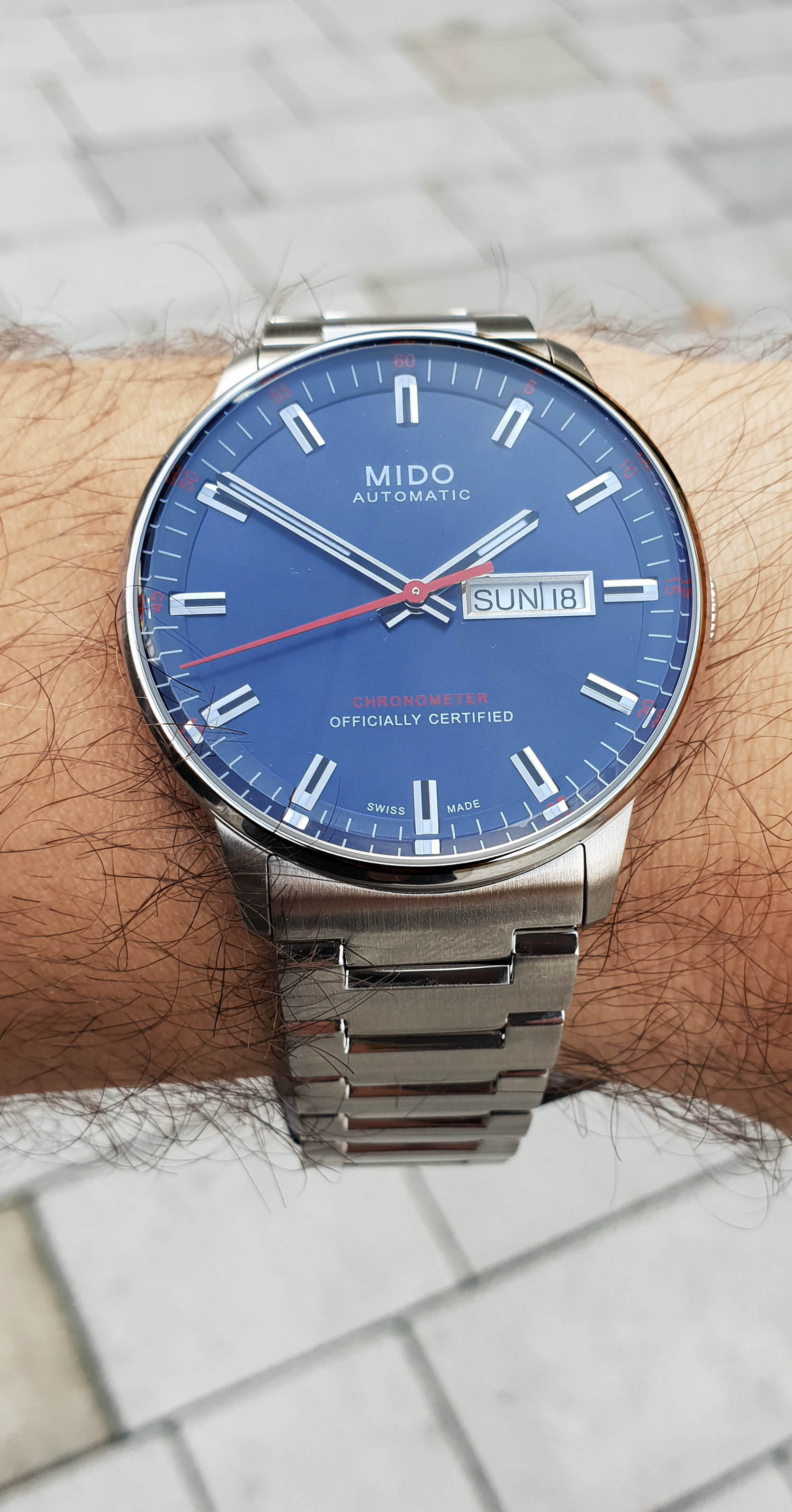 panske_hodinky_mido_commander_m0214311104100