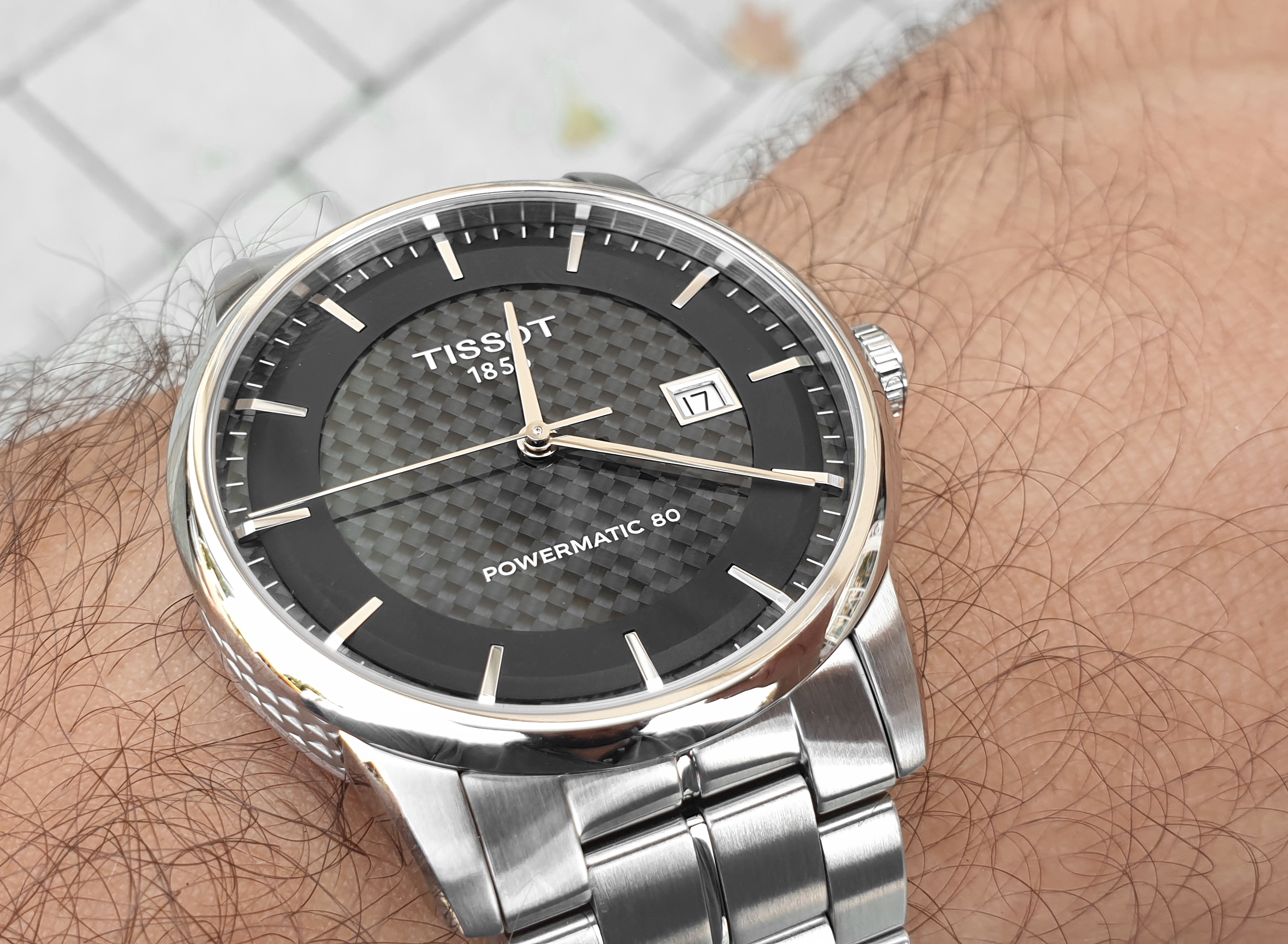 panske_hodinky_tissot_luxury_t0864071120102