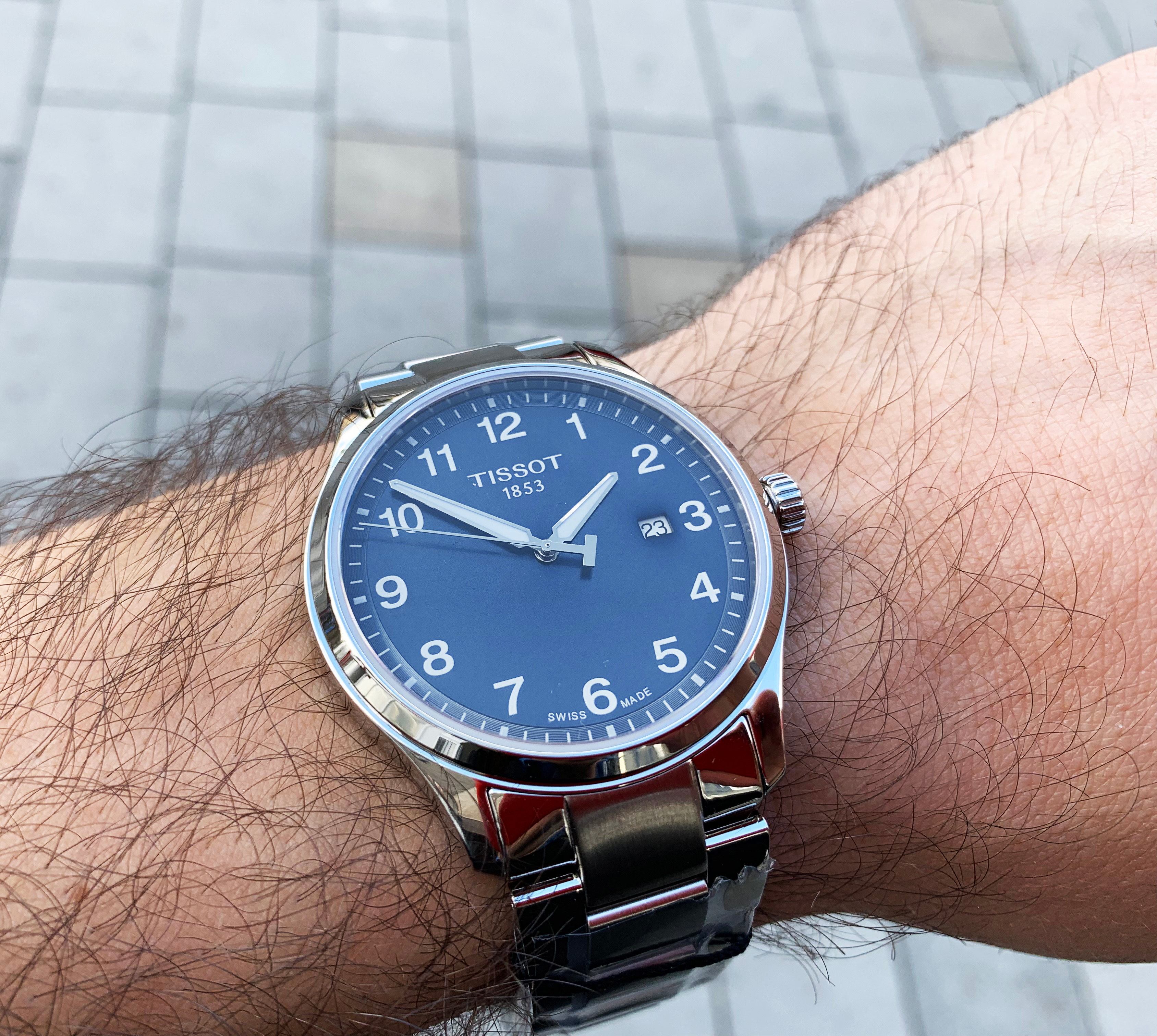 panske_hodinky_tissot_xl_classic_t1164101104700