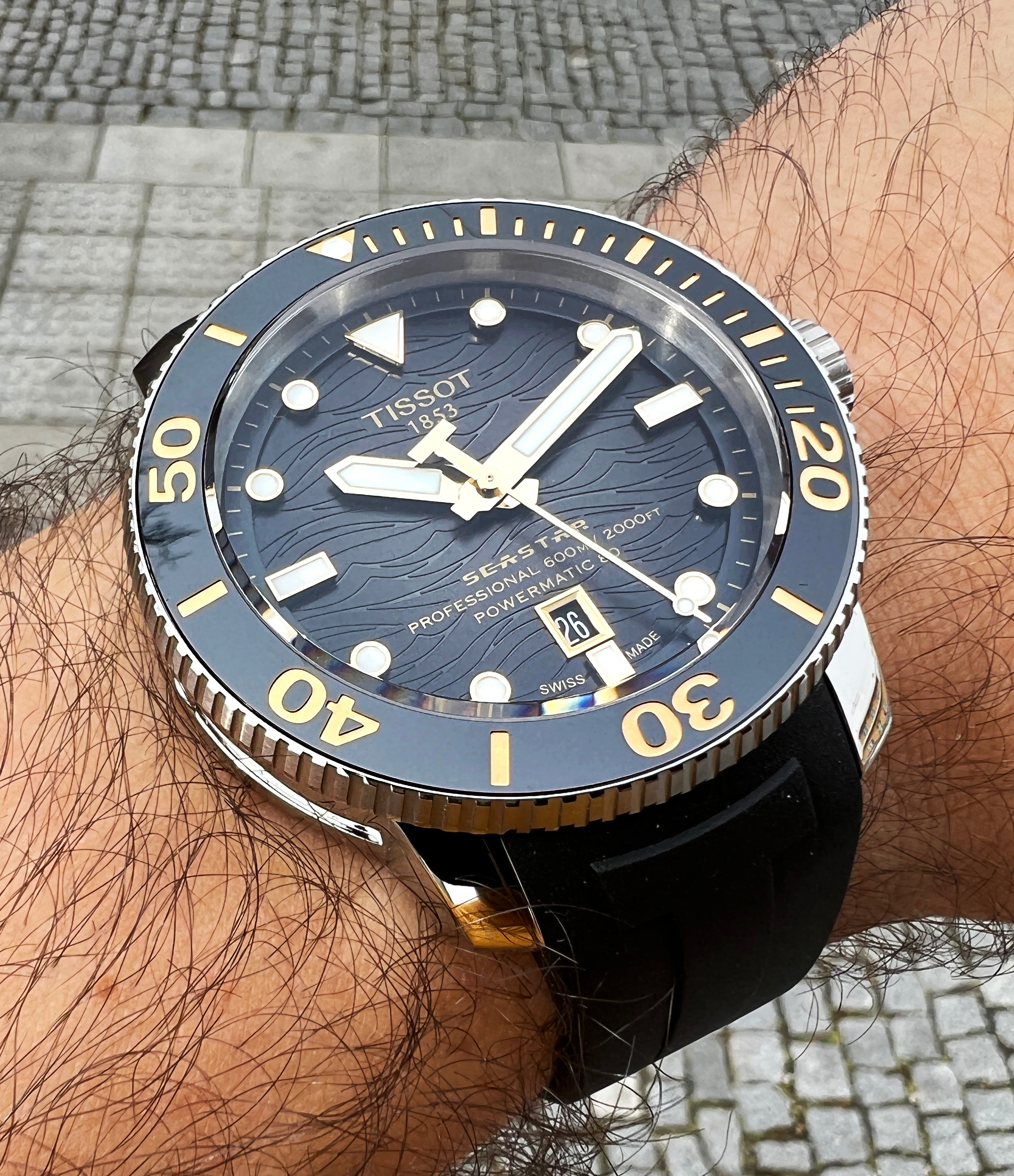 panske_sportovni_hodinky_tissot_seastar_2000_professional_auto_t1206071744101