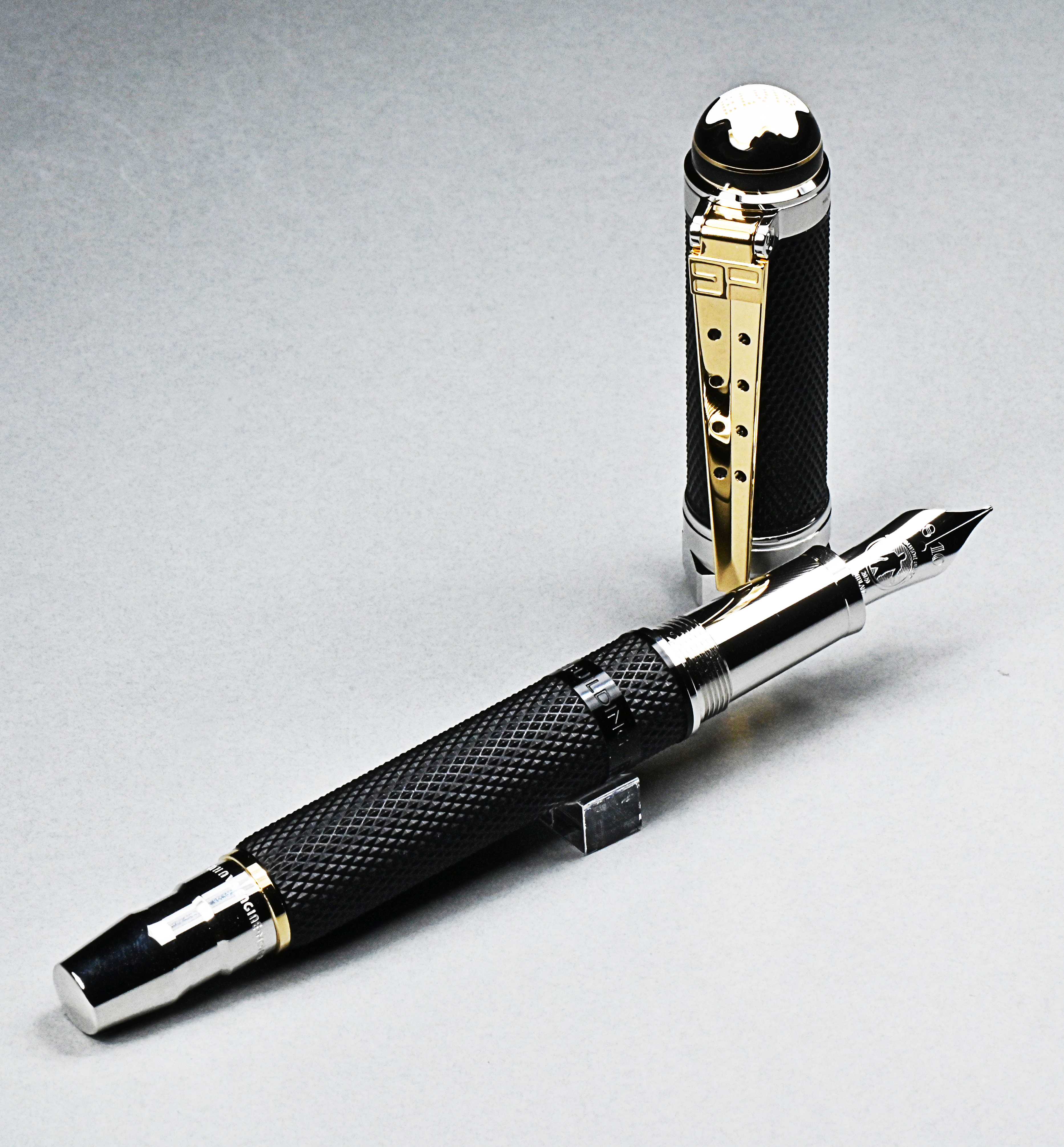 plnici_pero_montblanc_elvis_presley_125504