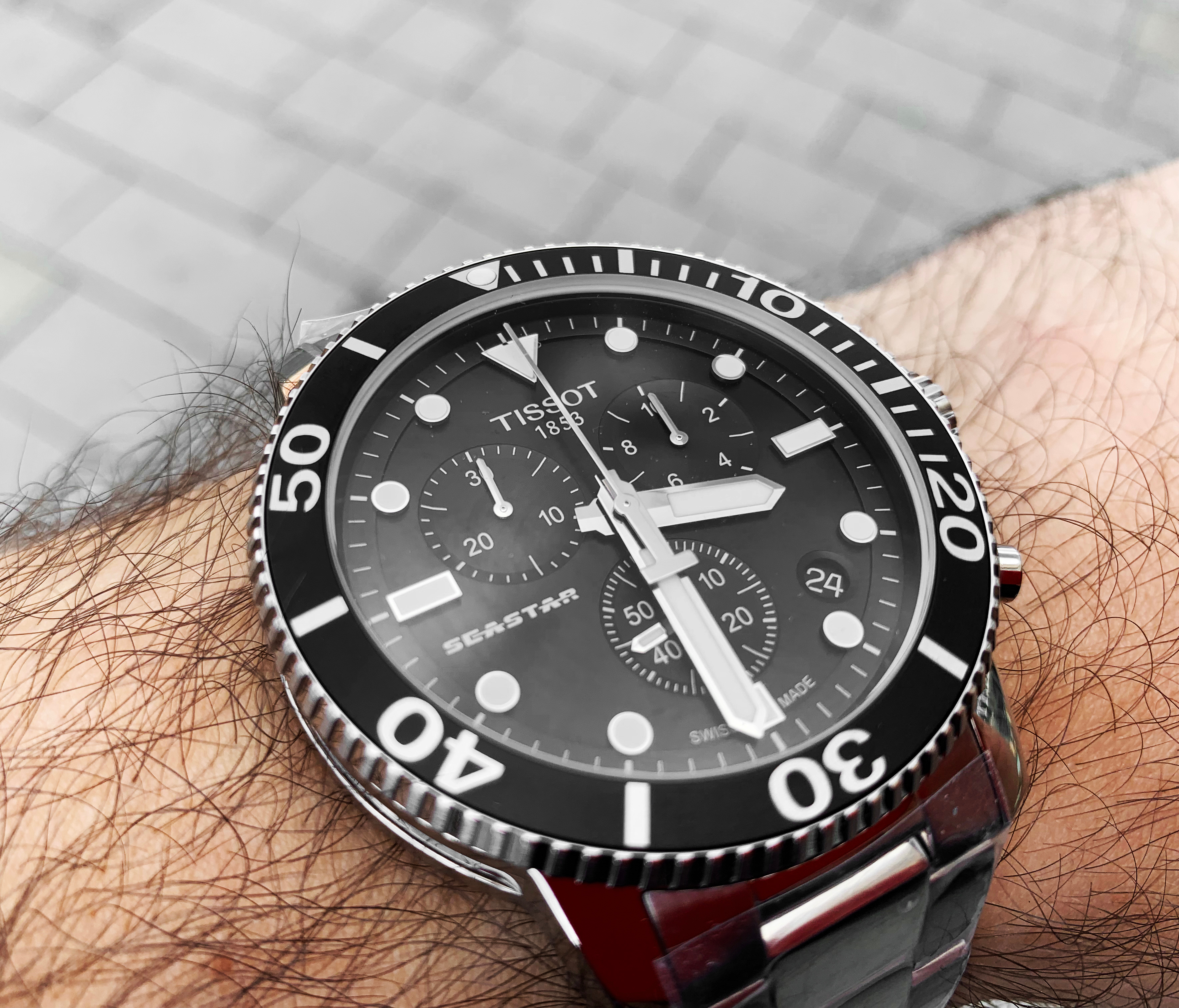 tissot_seastar_1000_t1204171105100