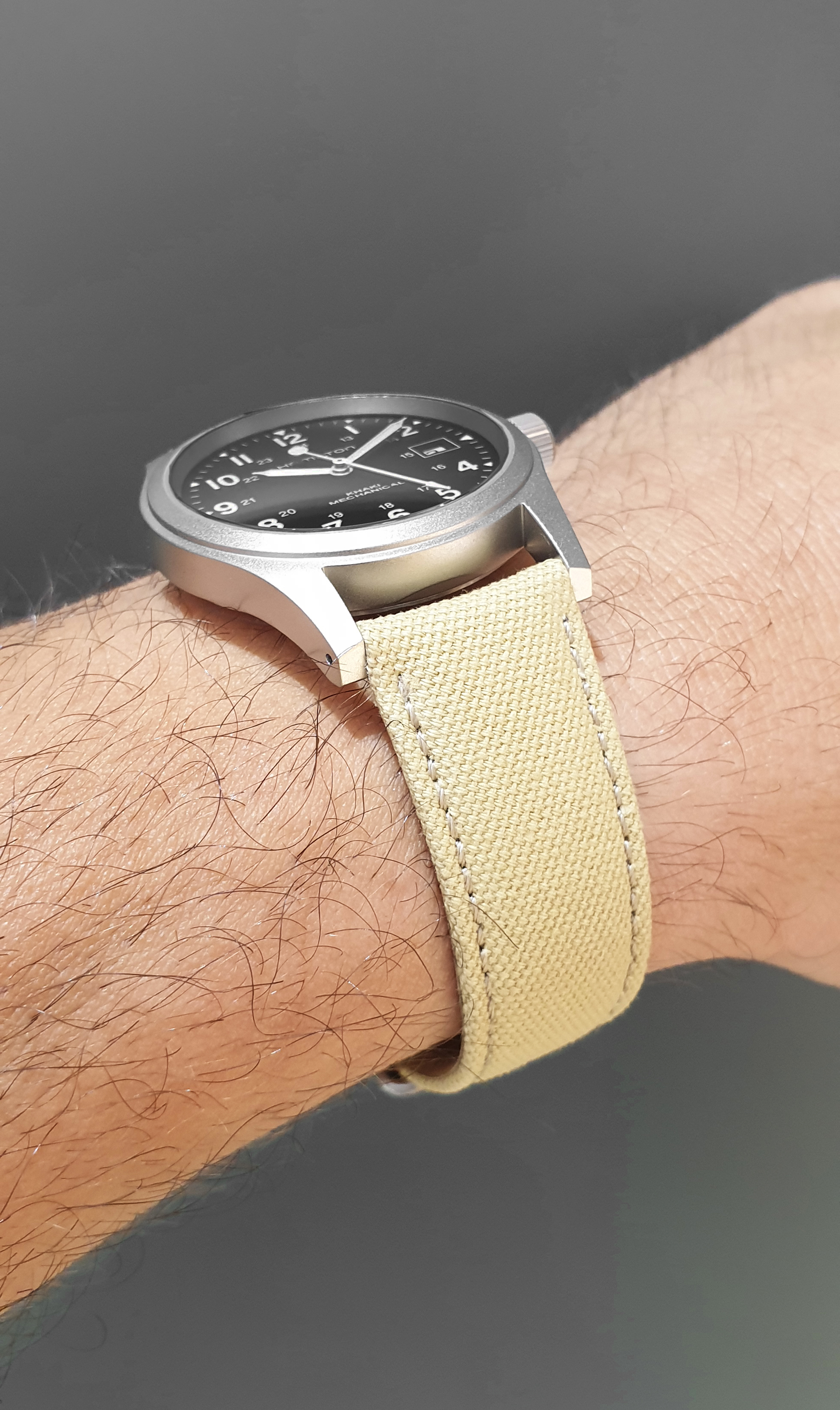 vojenske_hodinky_hamilton_khaki_field_mechanical_h69439933