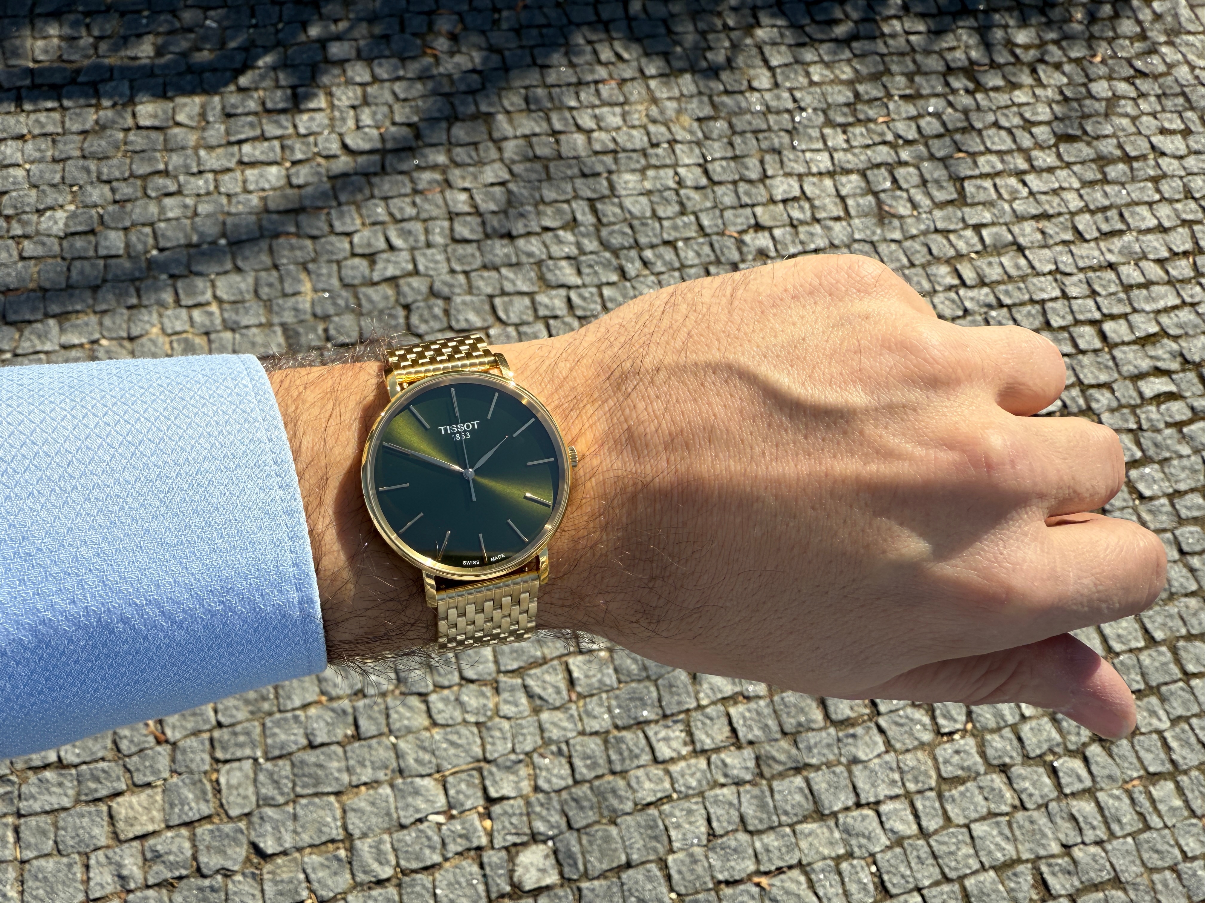 hodinky TISSOT EVERYTIME T143.410.33.091.00 40MM