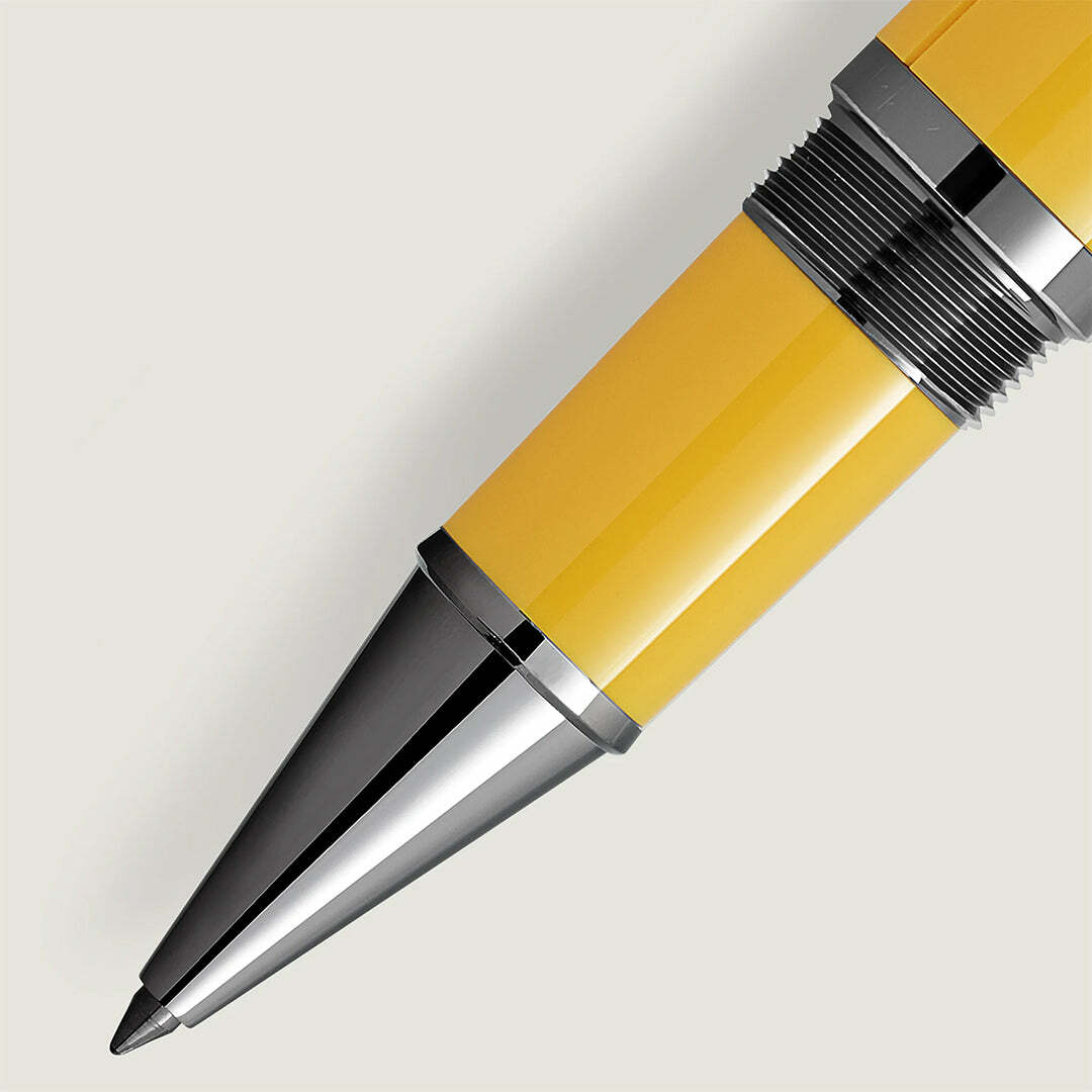MB130662_Montblanc_Enzo_Ferrari_Giallo_Modena_Rollerball_pero_stuchlik_zlin