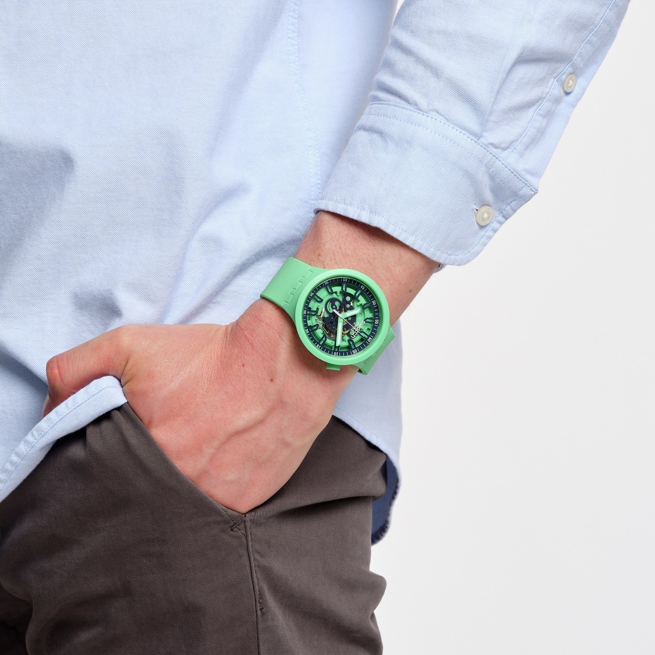 SB01G101_Swatch_hodinky_zlin_stuchlik_4