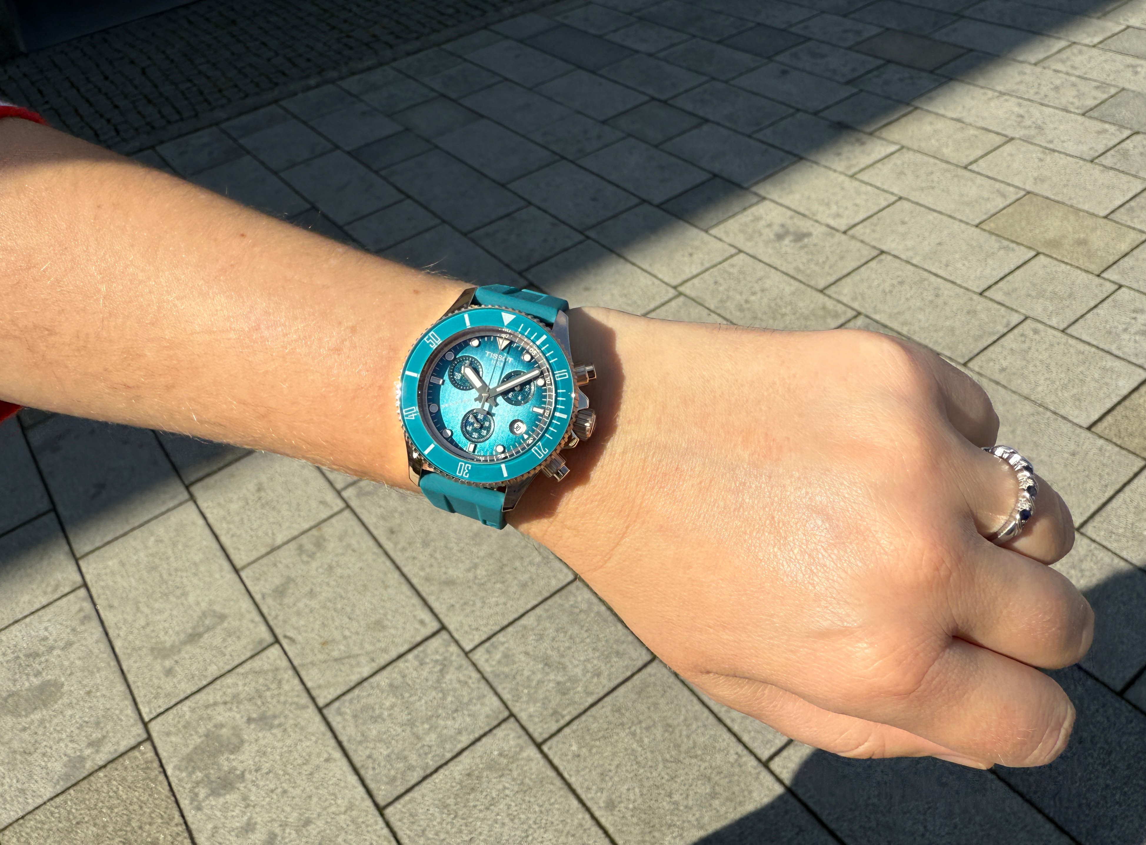 Tissot Seastar 1000 T120.217.37.041.00 38mm Lady