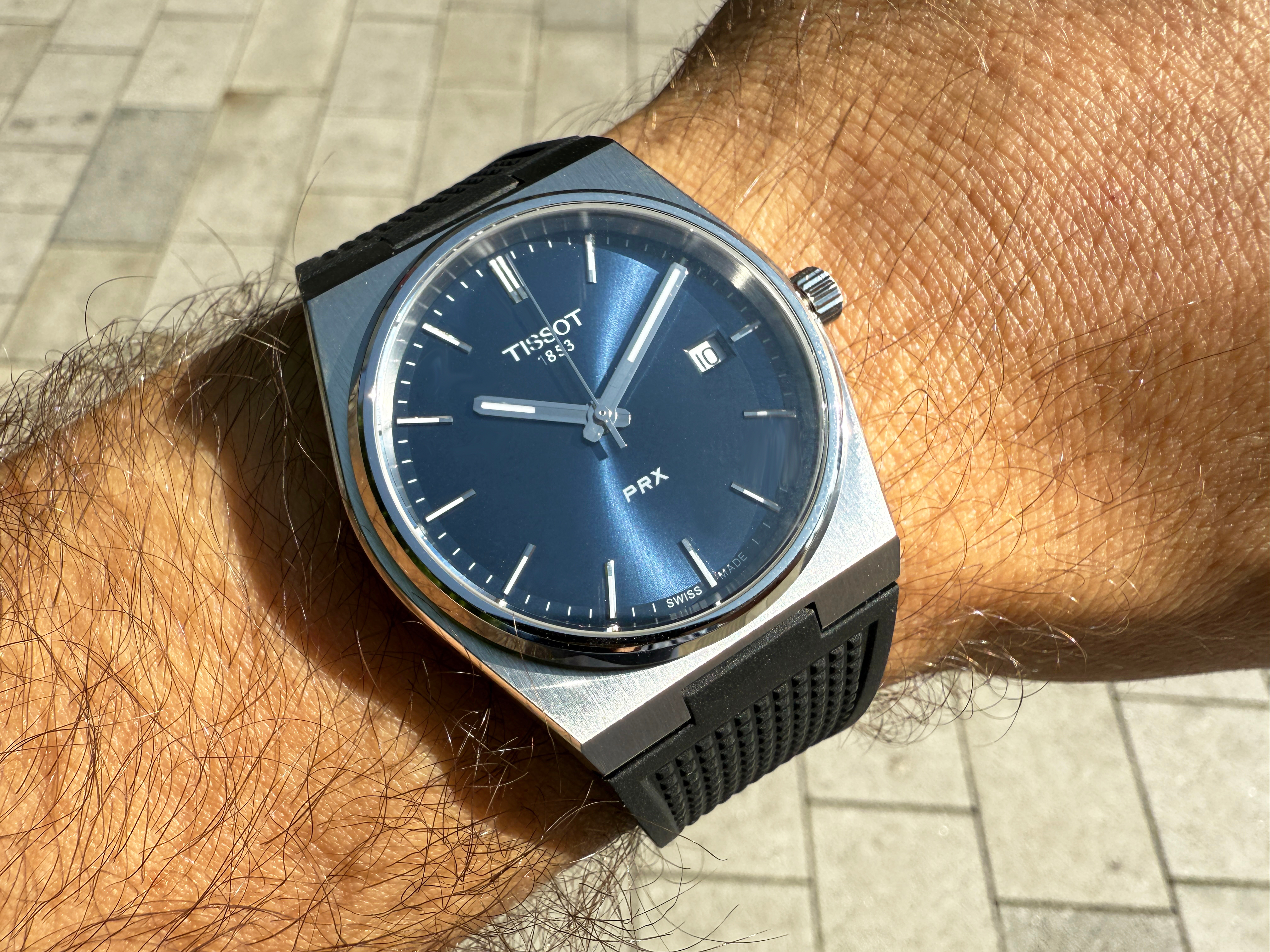 retro hodinky Tissot PRX T137.410.17.041.00