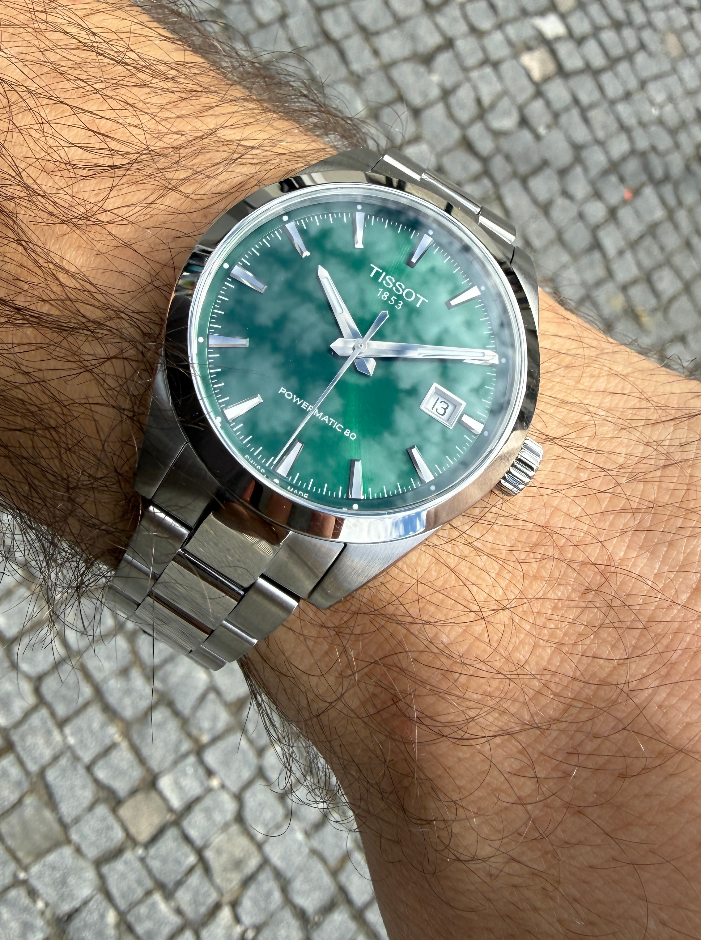 panske hodinky TISSOT Gentleman 38mm T165.807.11.091.00